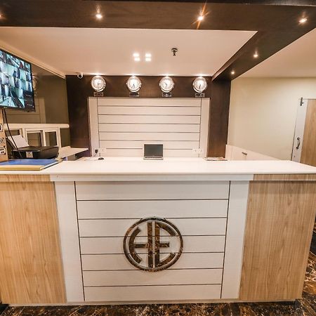 Hotel Holiday Express كولكاتا المظهر الخارجي الصورة
